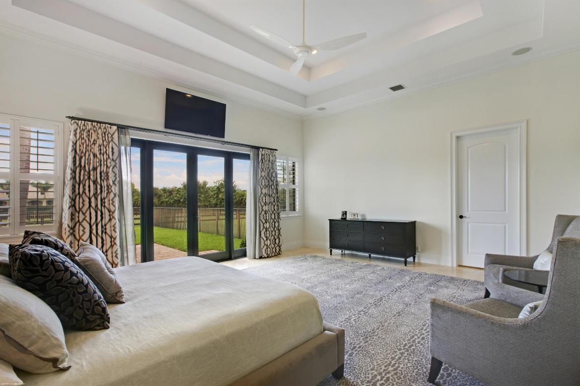 PALM BEACH POINT - Residential