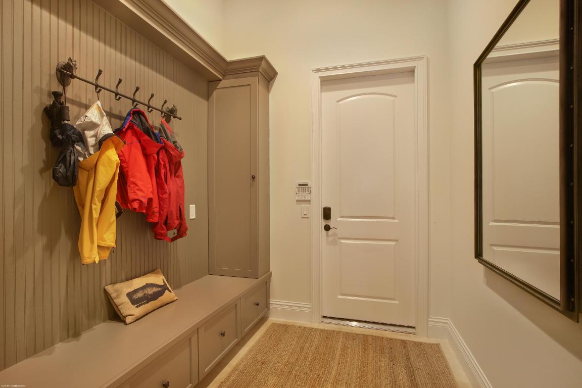 PALM BEACH POINT - Residential