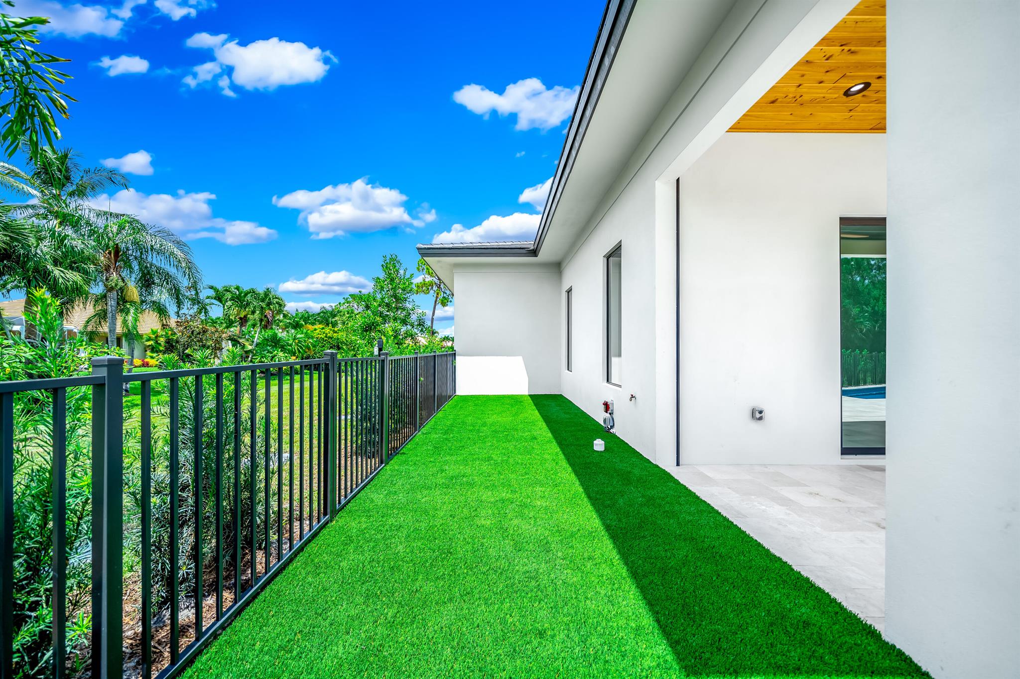 STONEWAL ESTATES - Residential