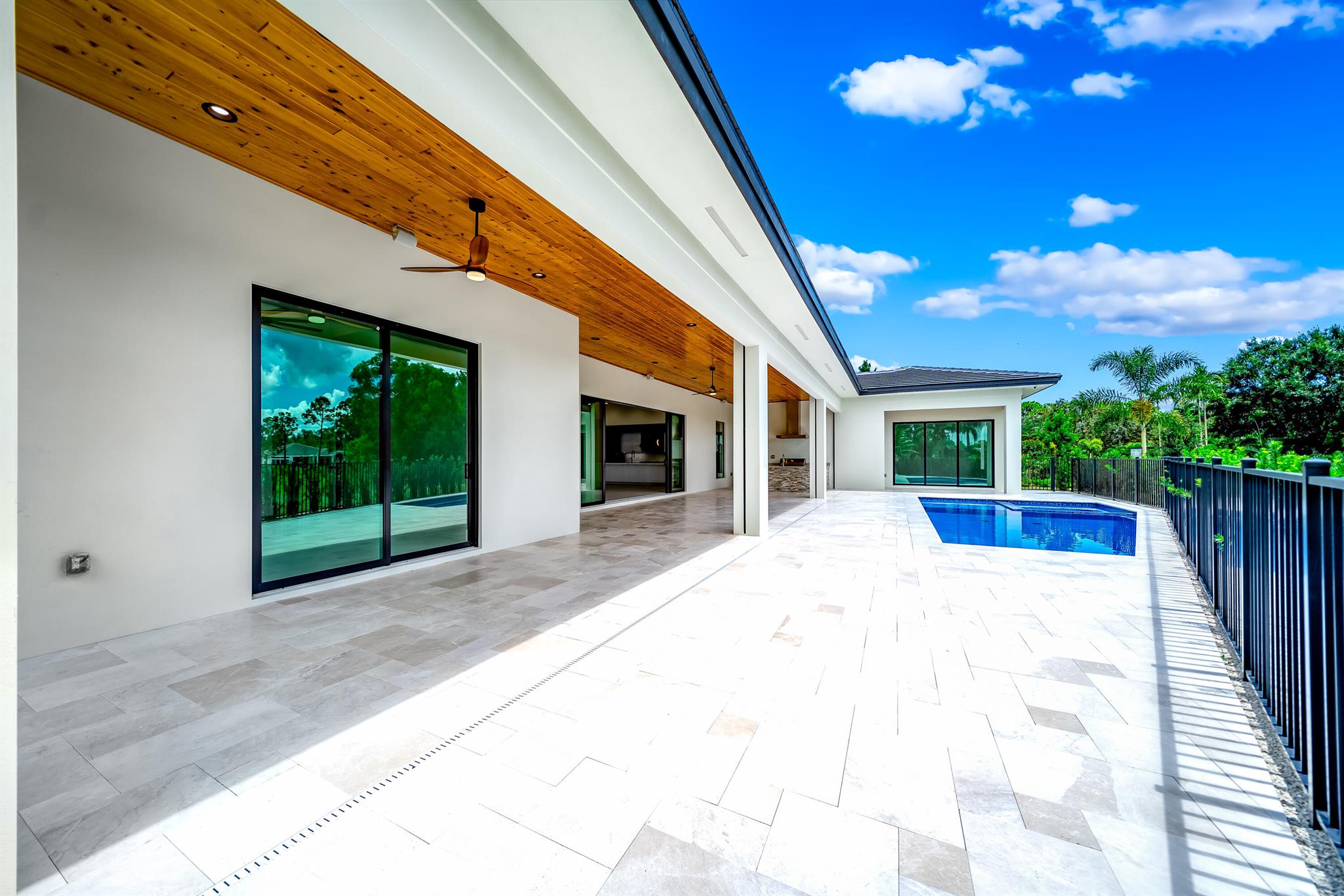 STONEWAL ESTATES - Residential