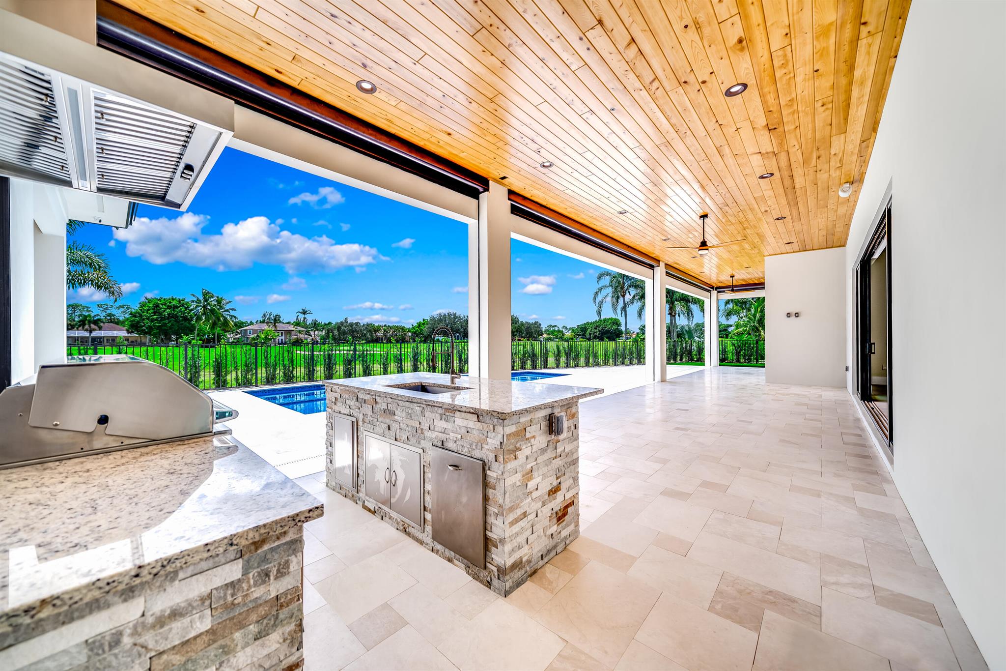 STONEWAL ESTATES - Residential