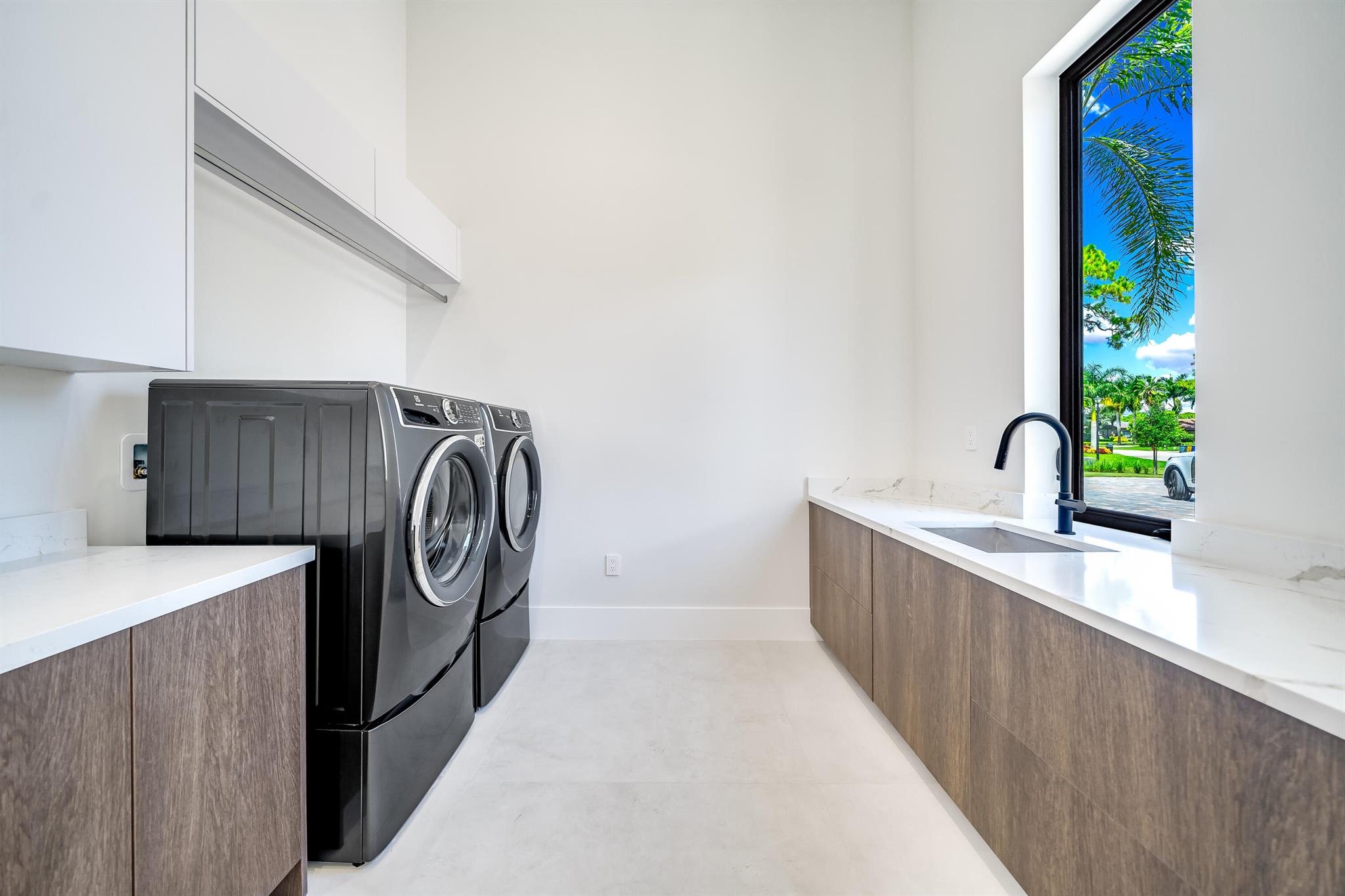 STONEWAL ESTATES - Residential