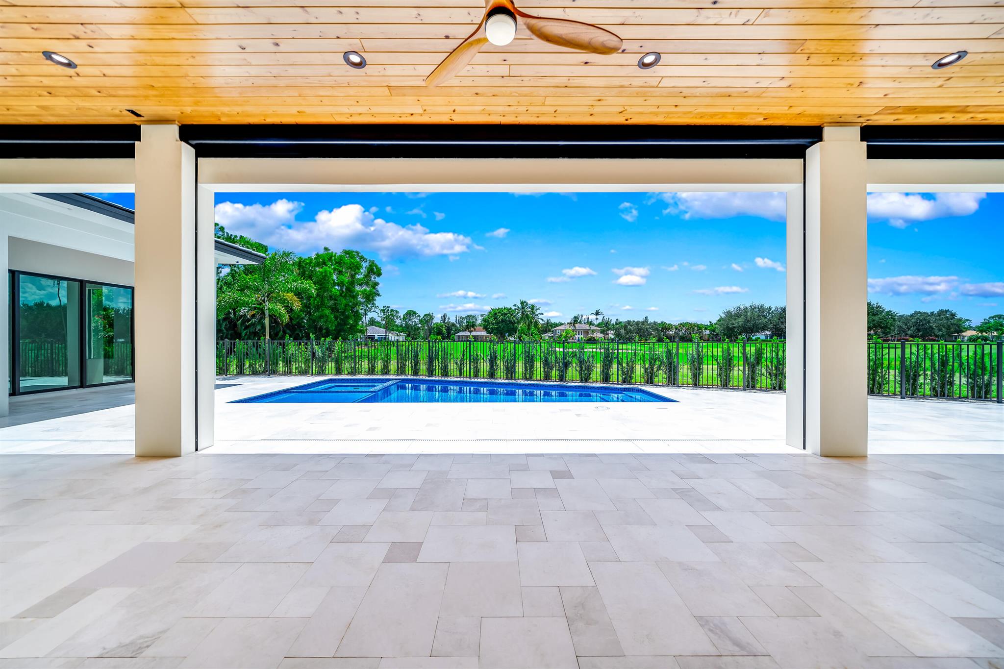 STONEWAL ESTATES - Residential