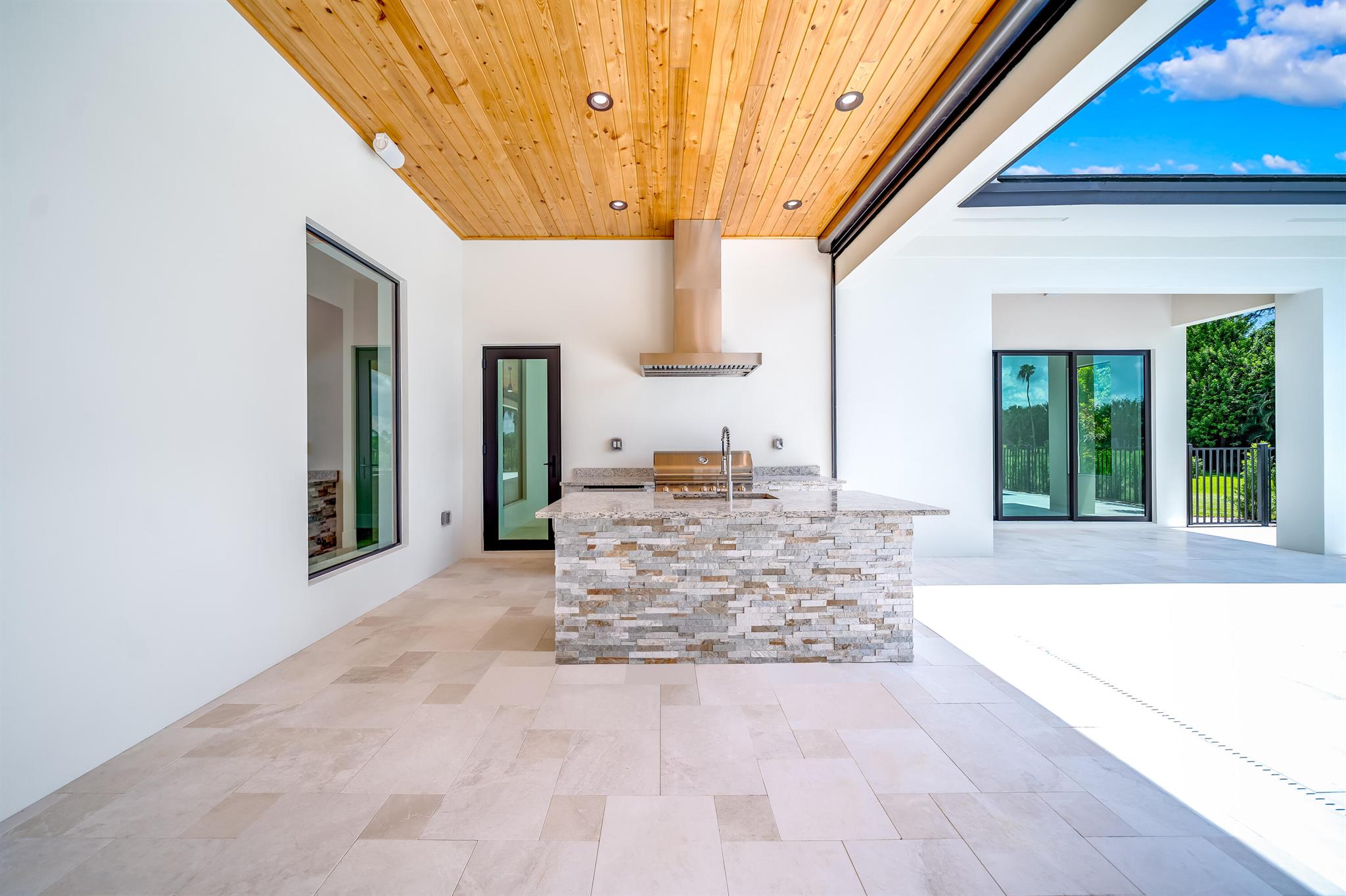 STONEWAL ESTATES - Residential