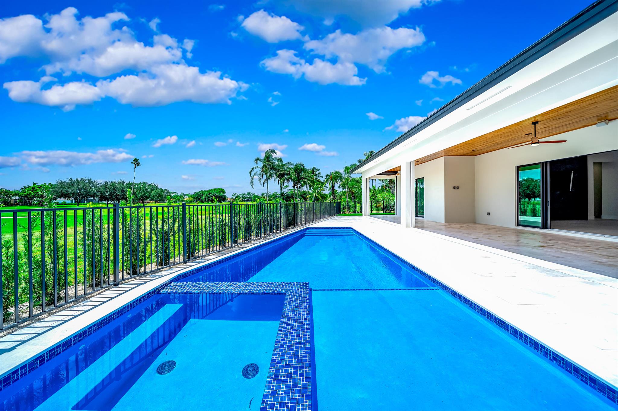 STONEWAL ESTATES - Residential