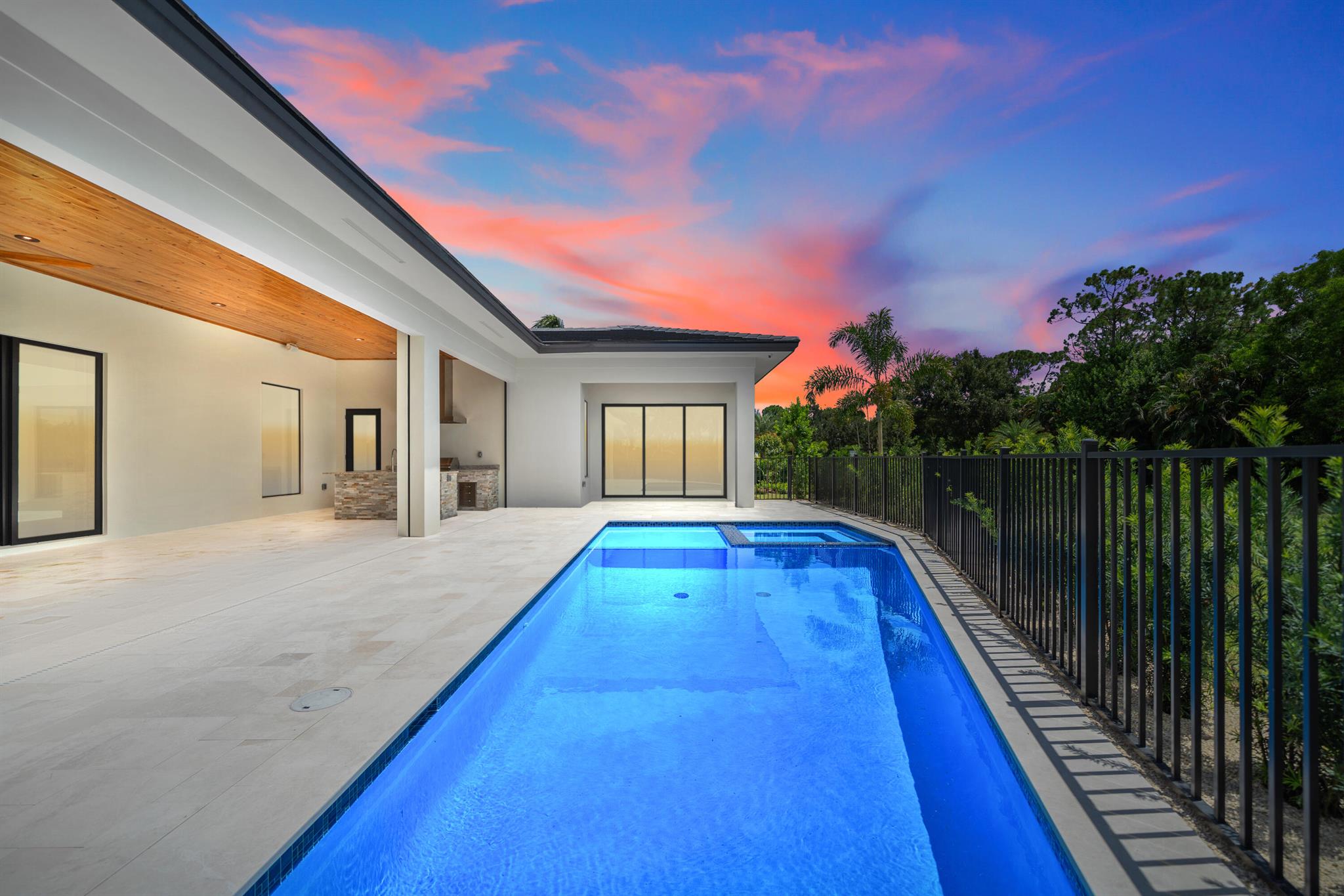 STONEWAL ESTATES - Residential