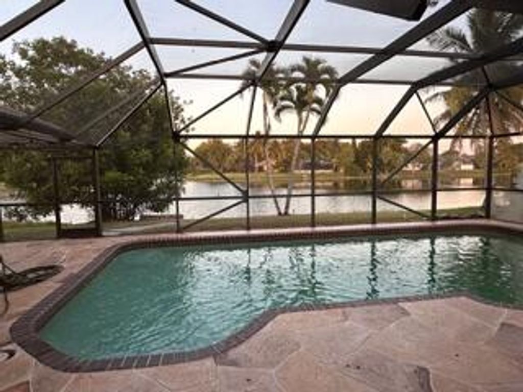 Photo of 21512 Summertrace Circle, Boca Raton, FL 33428 (MLS # B26014986)