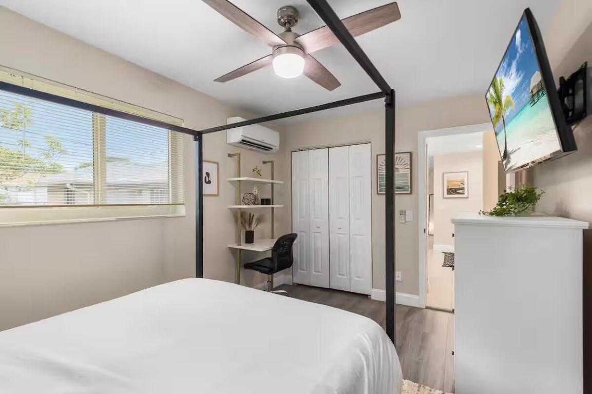 LAKE WORTH TOWN OF - Residential