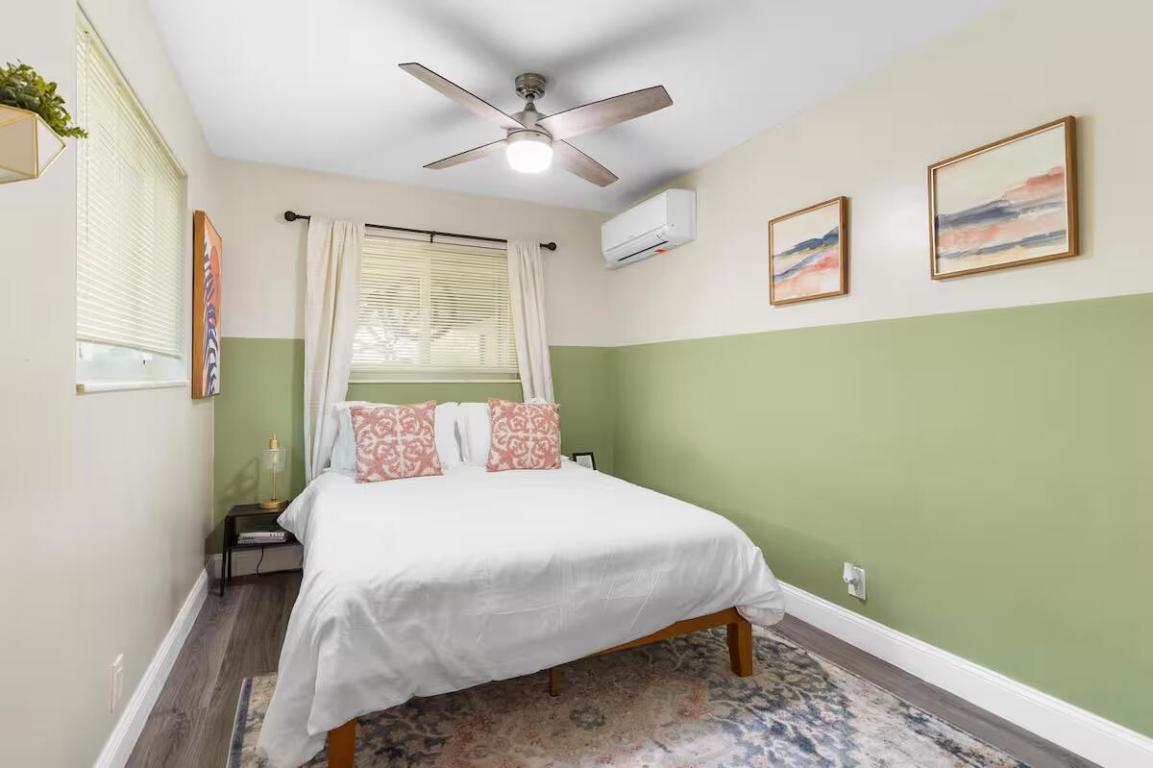 LAKE WORTH TOWN OF - Residential