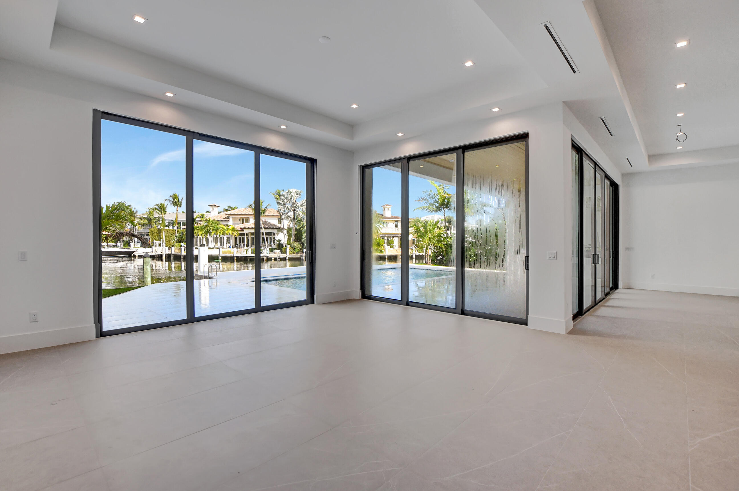 LAKE ROGERS ISLE UNIT A - Residential