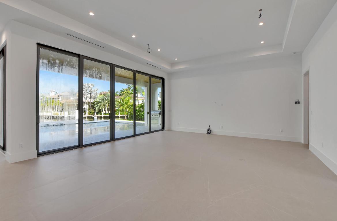 LAKE ROGERS ISLE UNIT A - Residential