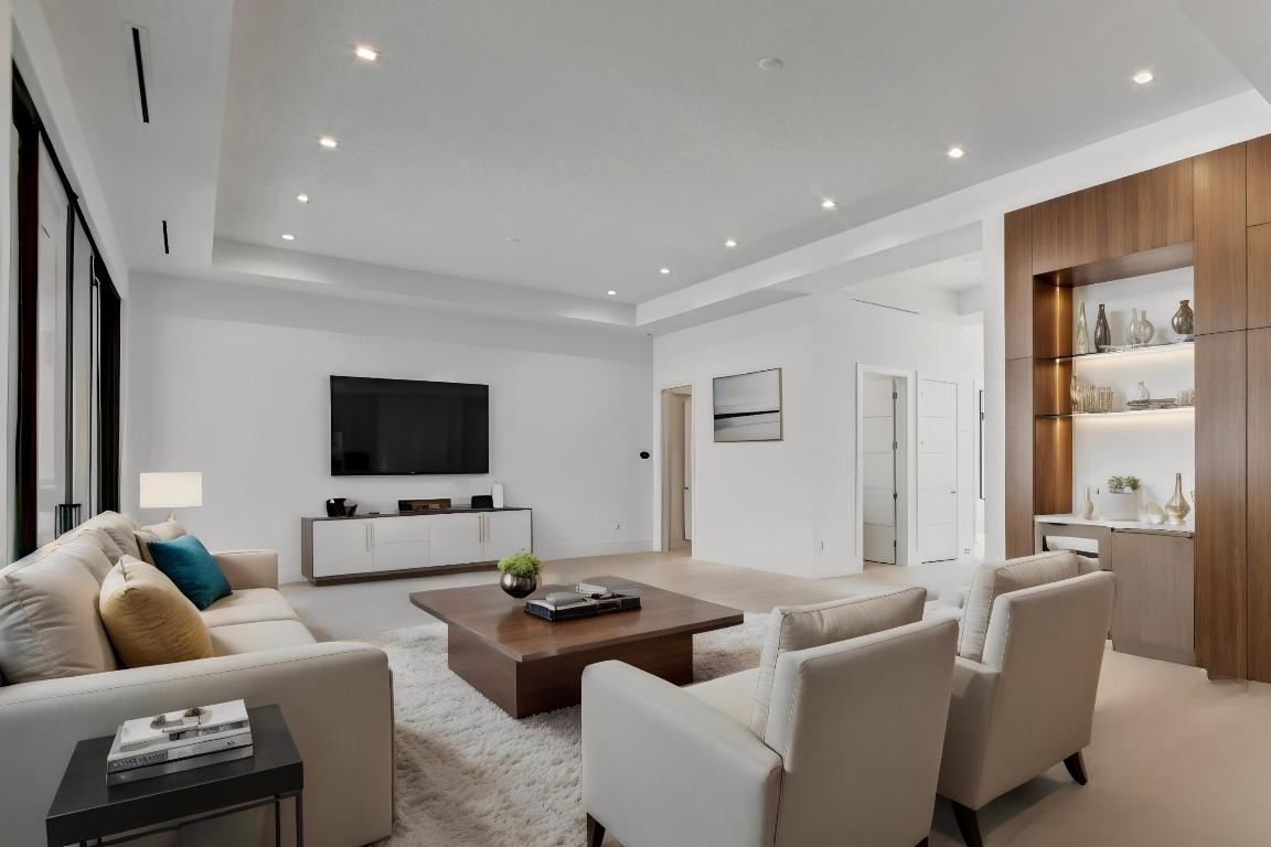 LAKE ROGERS ISLE UNIT A - Residential