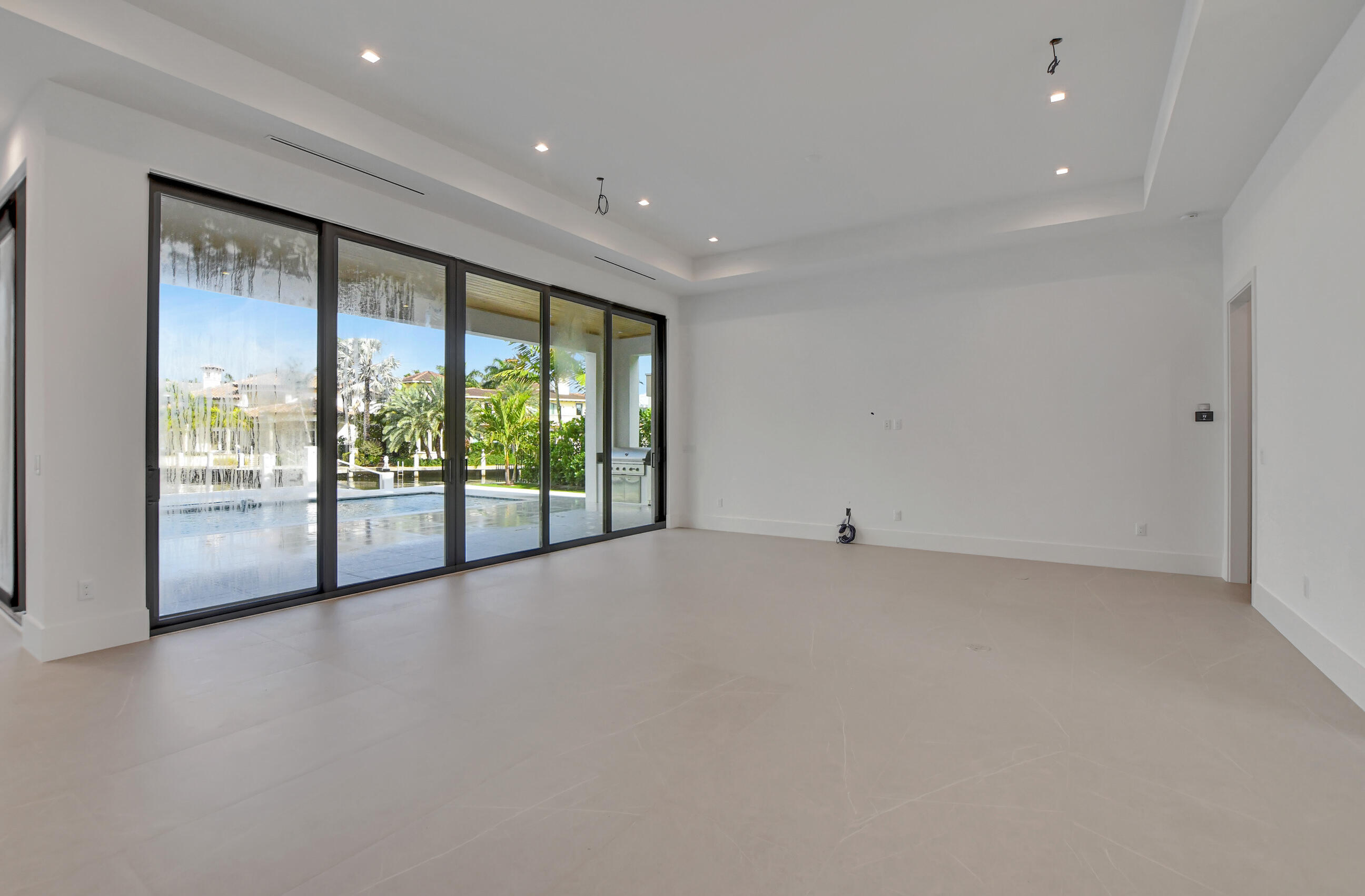 LAKE ROGERS ISLE UNIT A - Residential