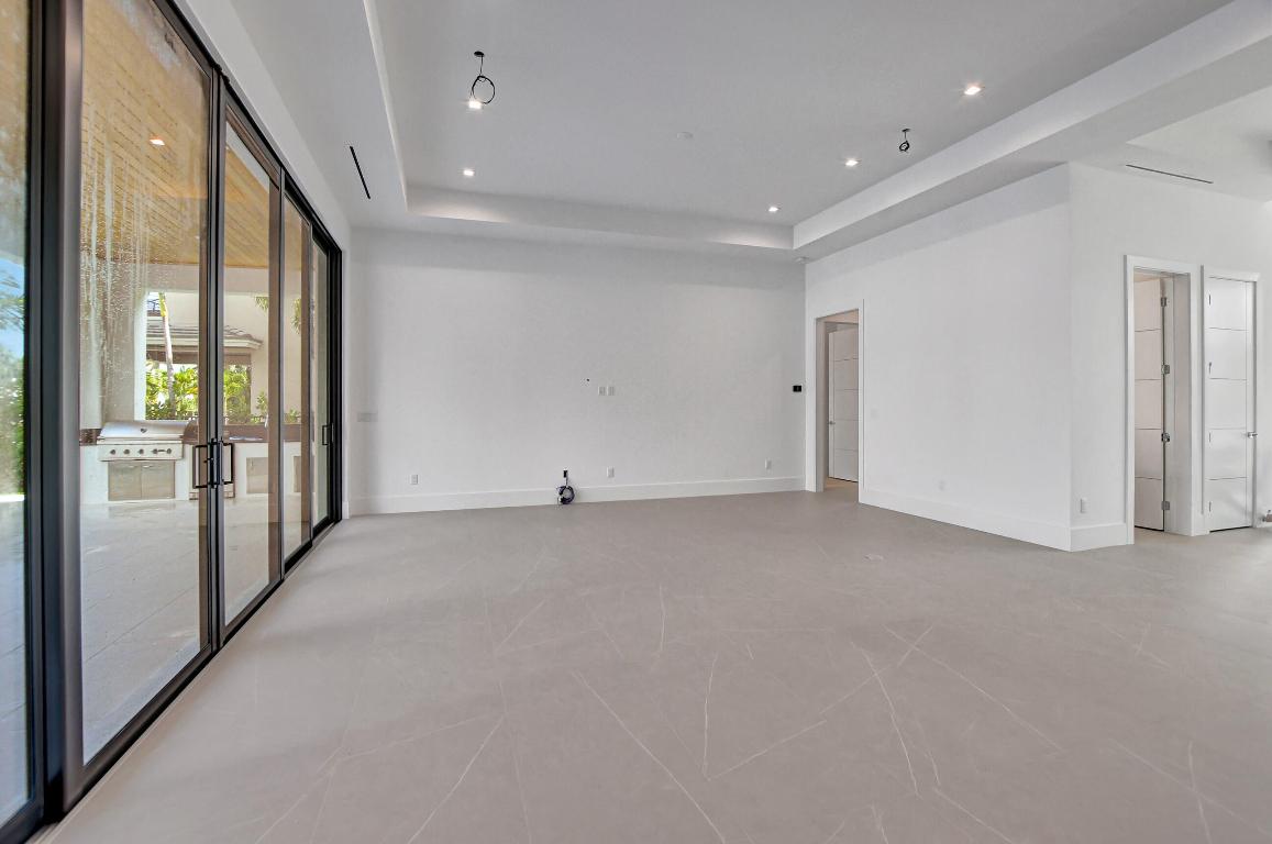 LAKE ROGERS ISLE UNIT A - Residential