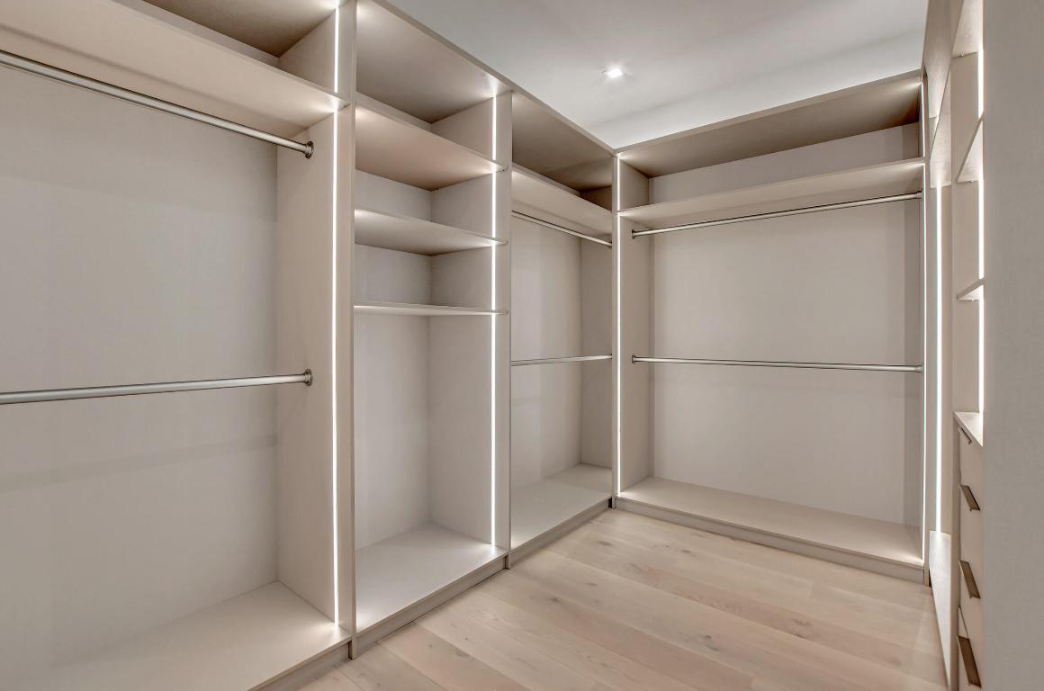 LAKE ROGERS ISLE UNIT A - Residential