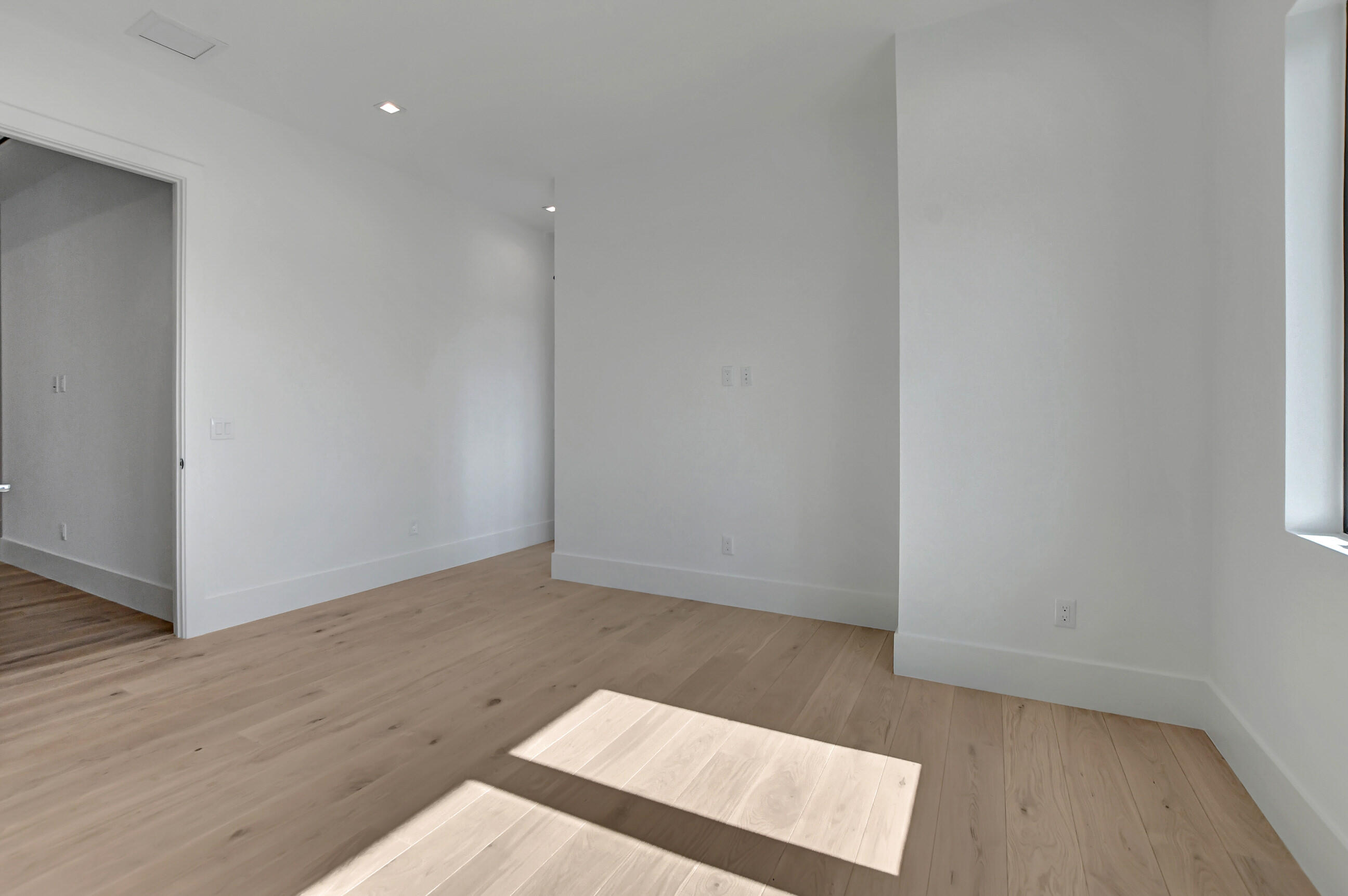 LAKE ROGERS ISLE UNIT A - Residential