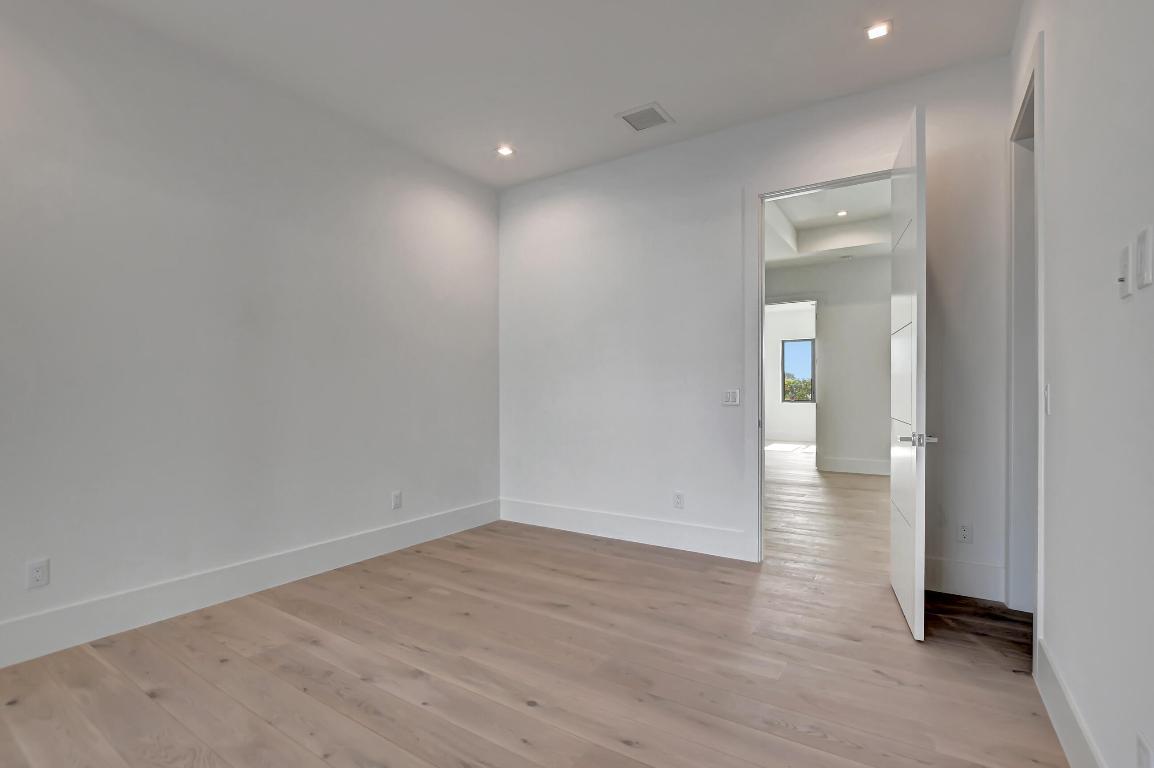 LAKE ROGERS ISLE UNIT A - Residential