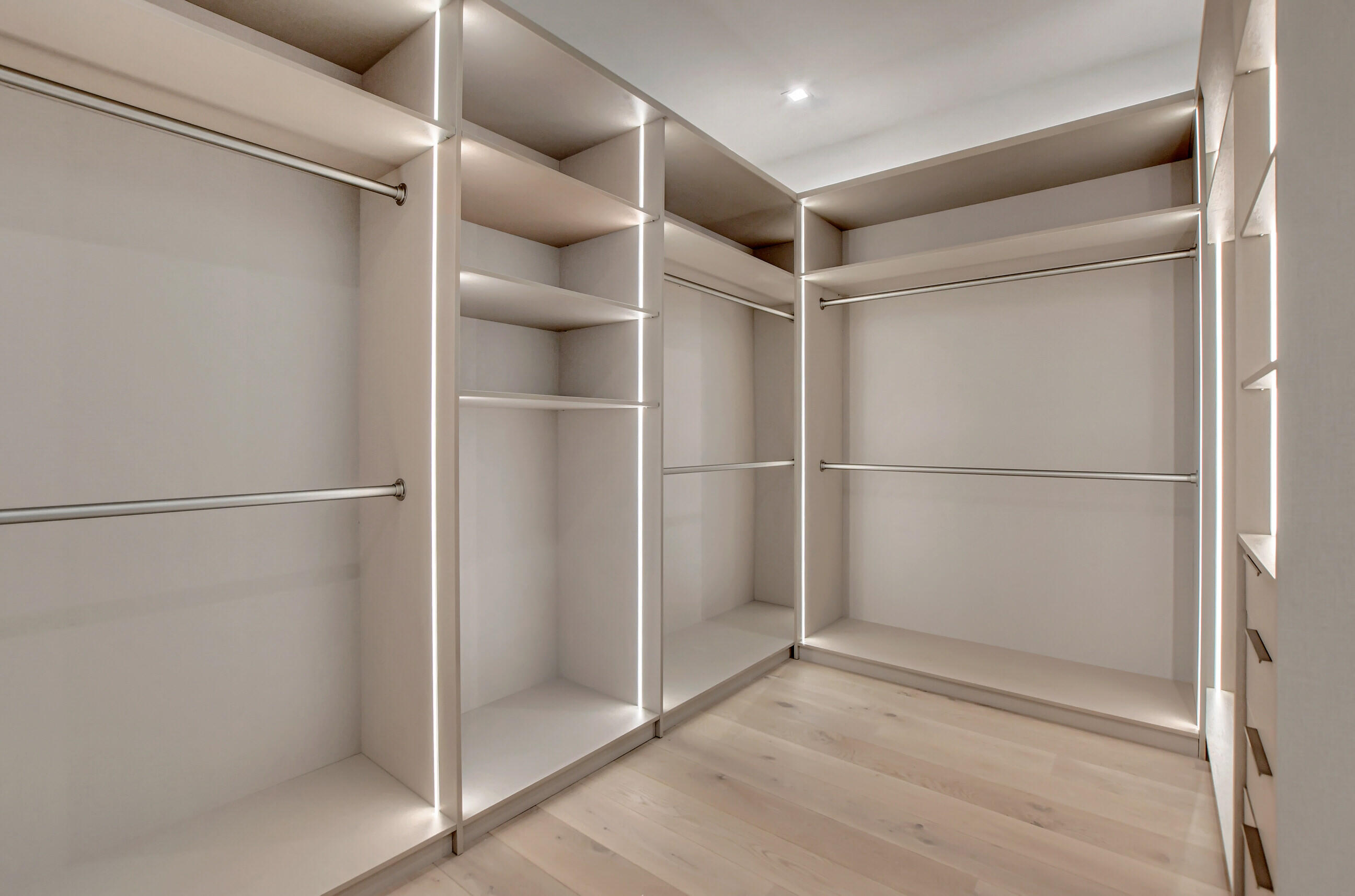 LAKE ROGERS ISLE UNIT A - Residential