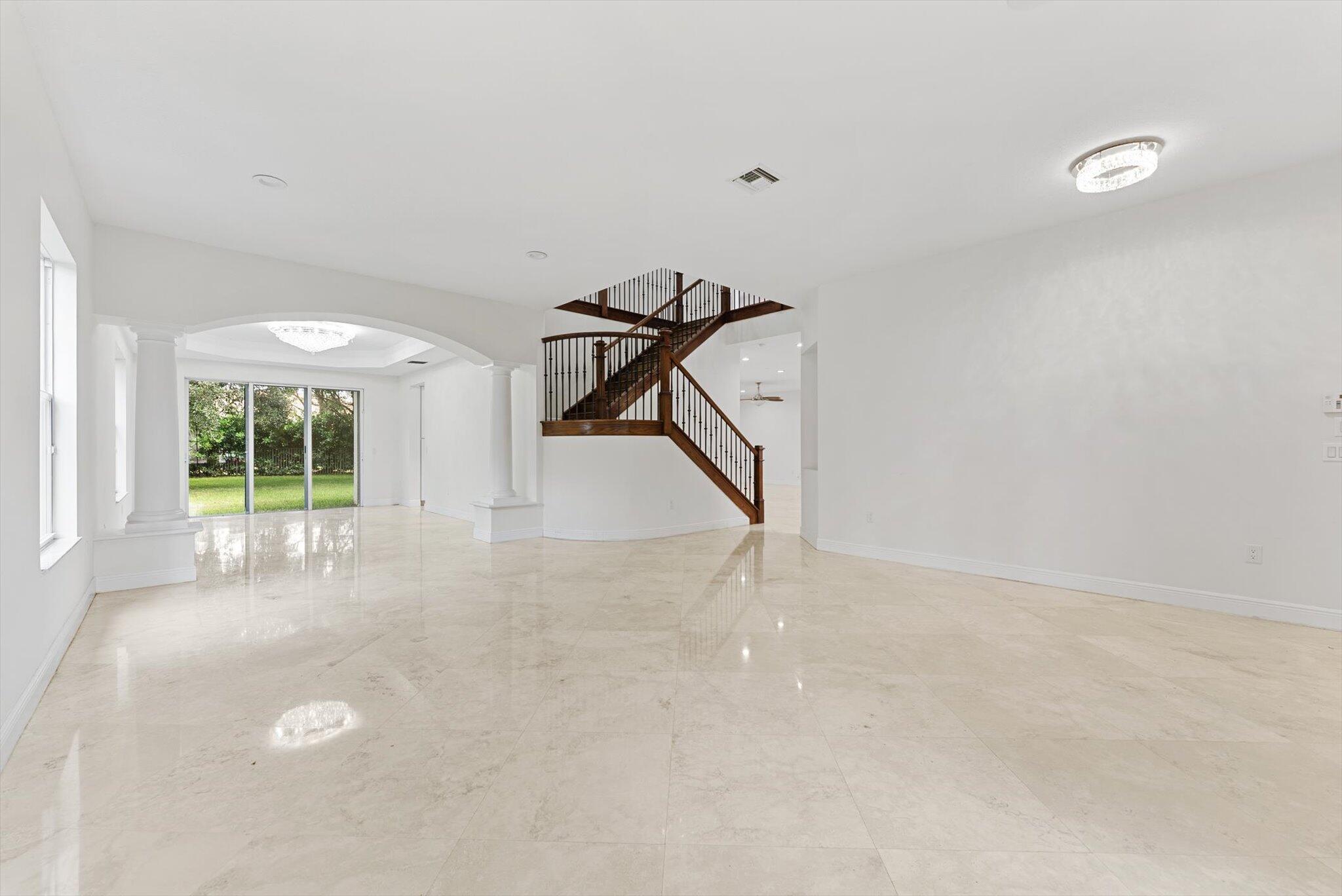 8915 Heartsong Terrace