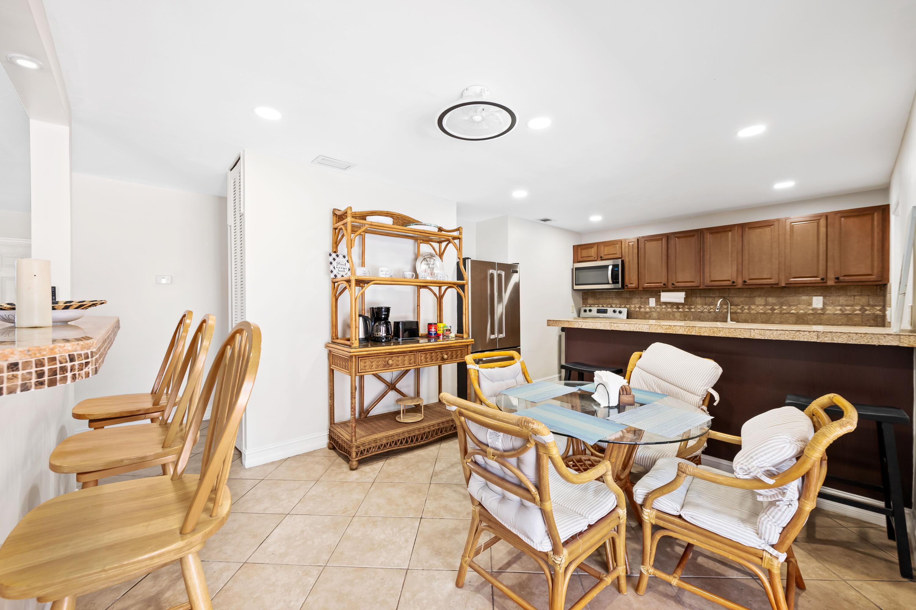 POMPANO GOLF ESTATES - Residential
