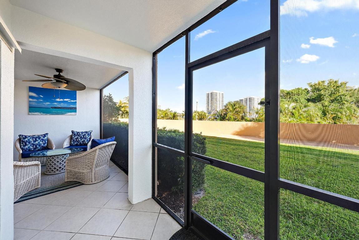 Marina Bay Condo - Residential