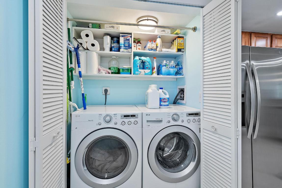 Marina Bay Condo - Residential