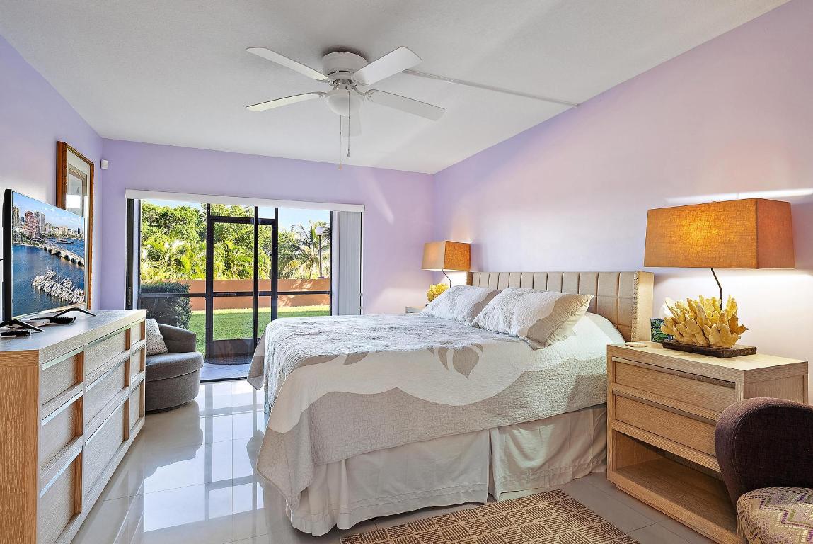 Marina Bay Condo - Residential