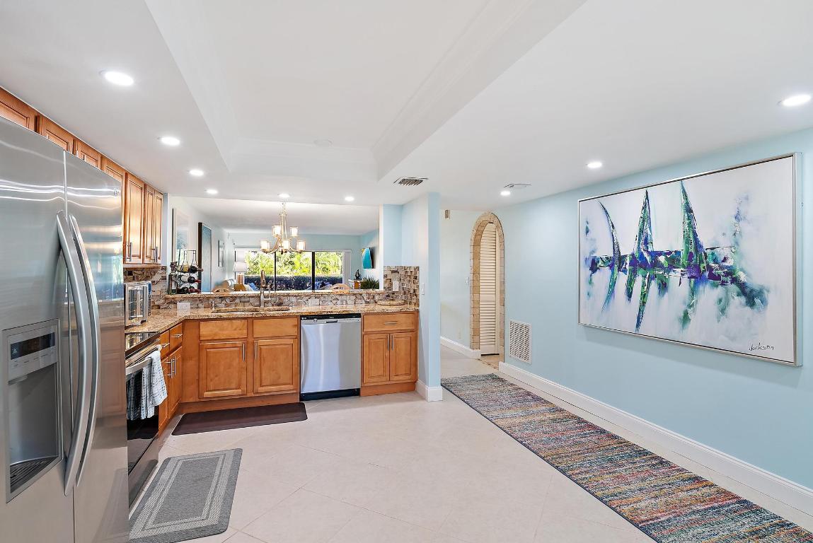 Marina Bay Condo - Residential