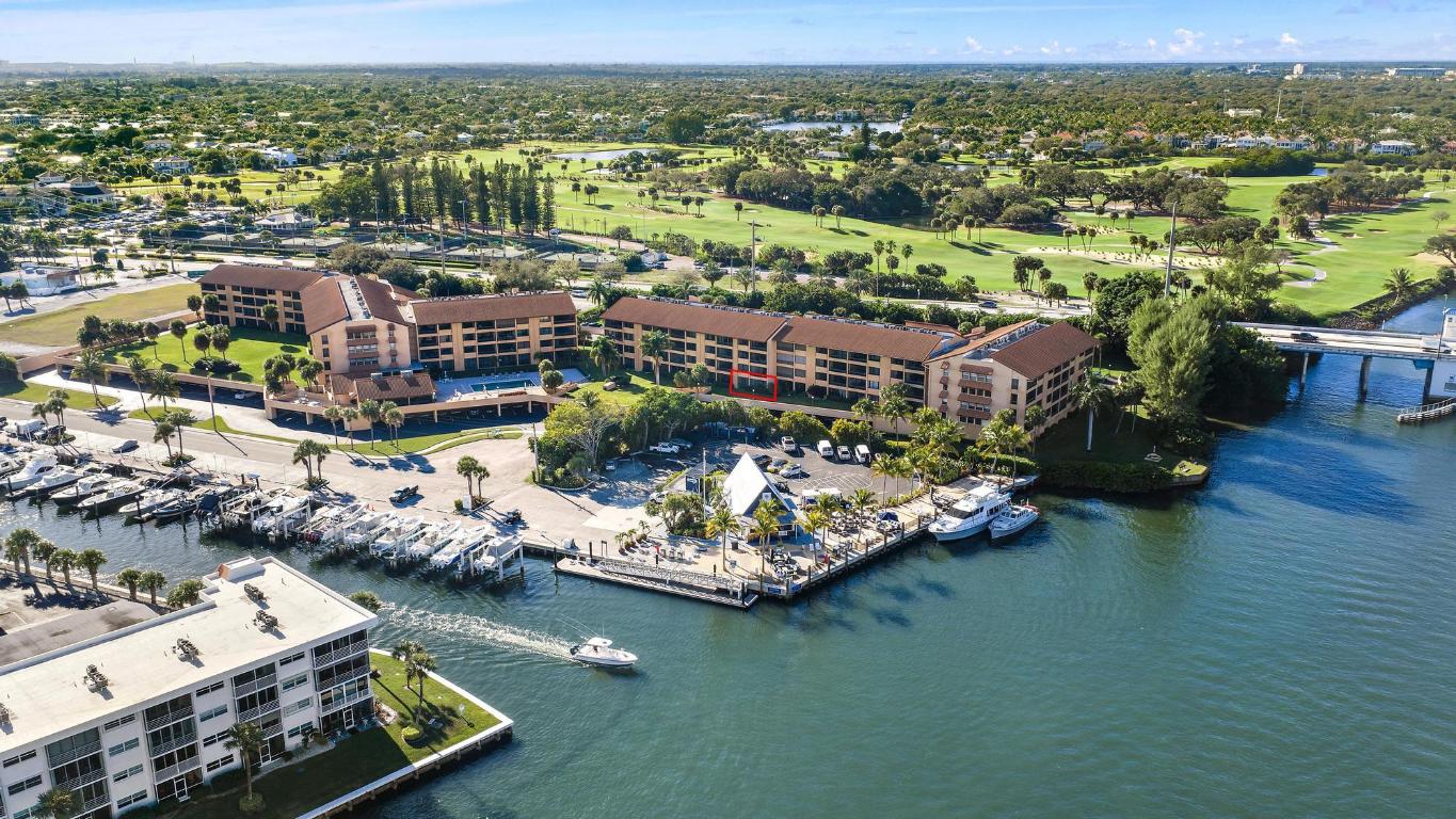 Marina Bay Condo - Residential