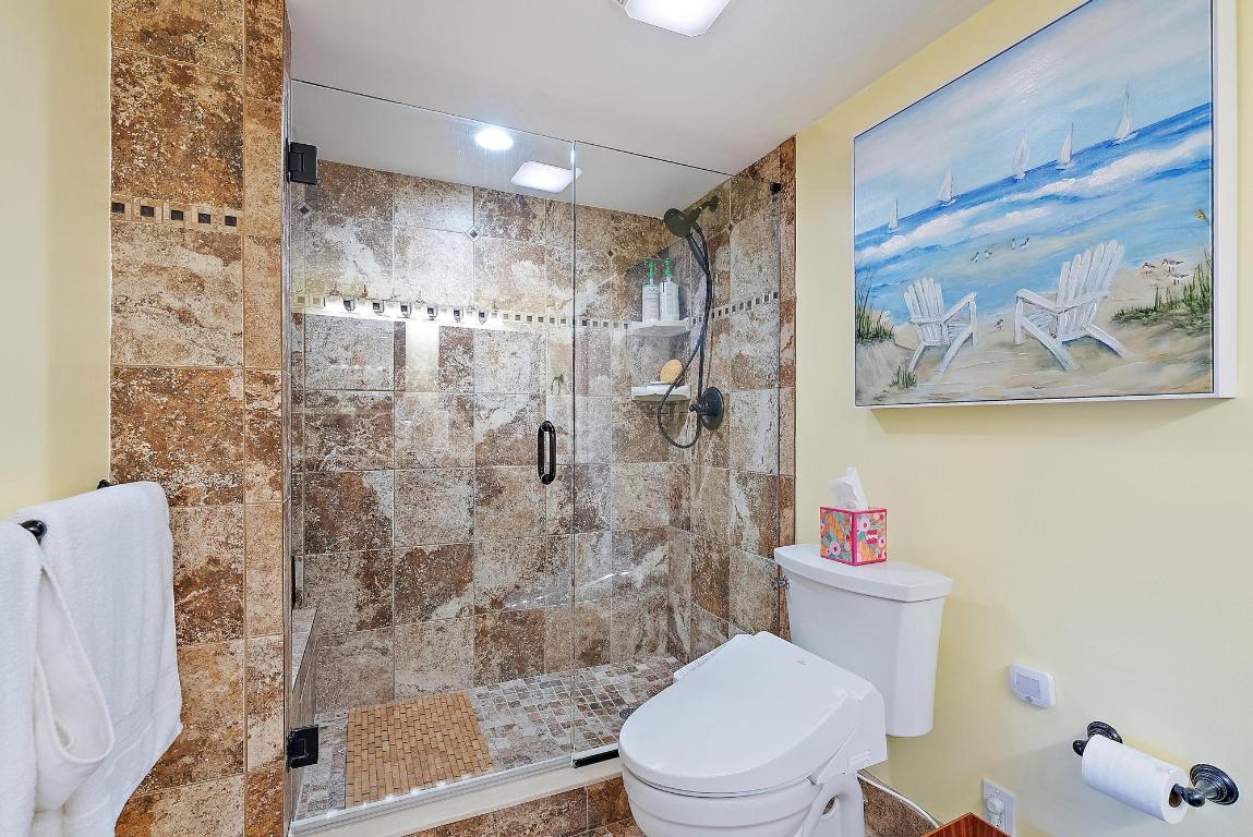 Marina Bay Condo - Residential