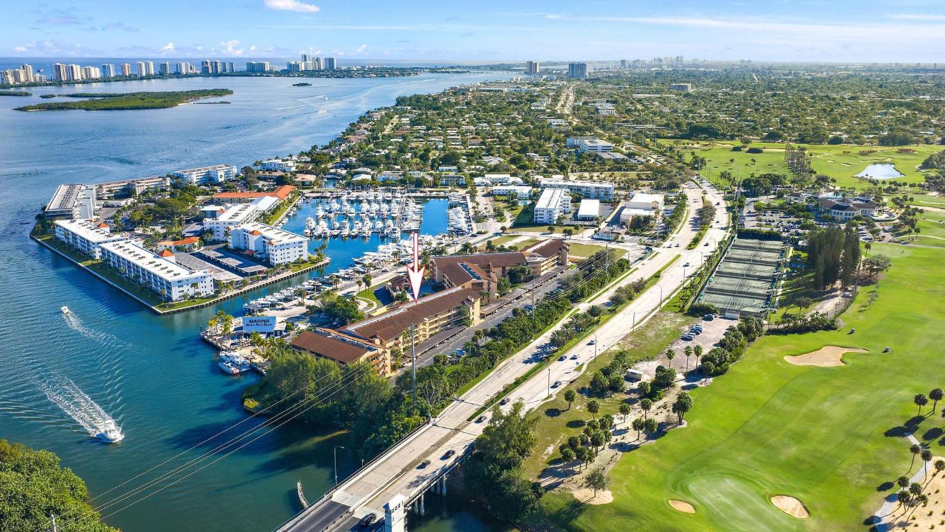 Marina Bay Condo - Residential