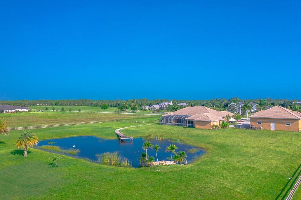 Photo of 4350 SW Stoneybrook Way, Palm City, FL 34990 (MLS # R10897268)