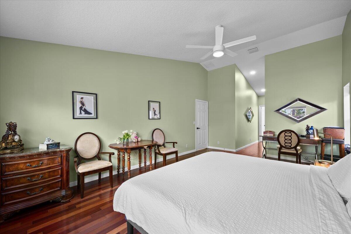 SIENA OAKS - Residential