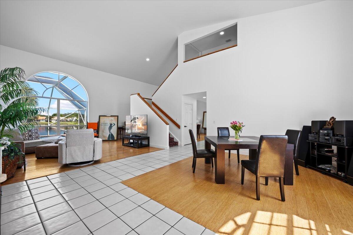 SIENA OAKS - Residential