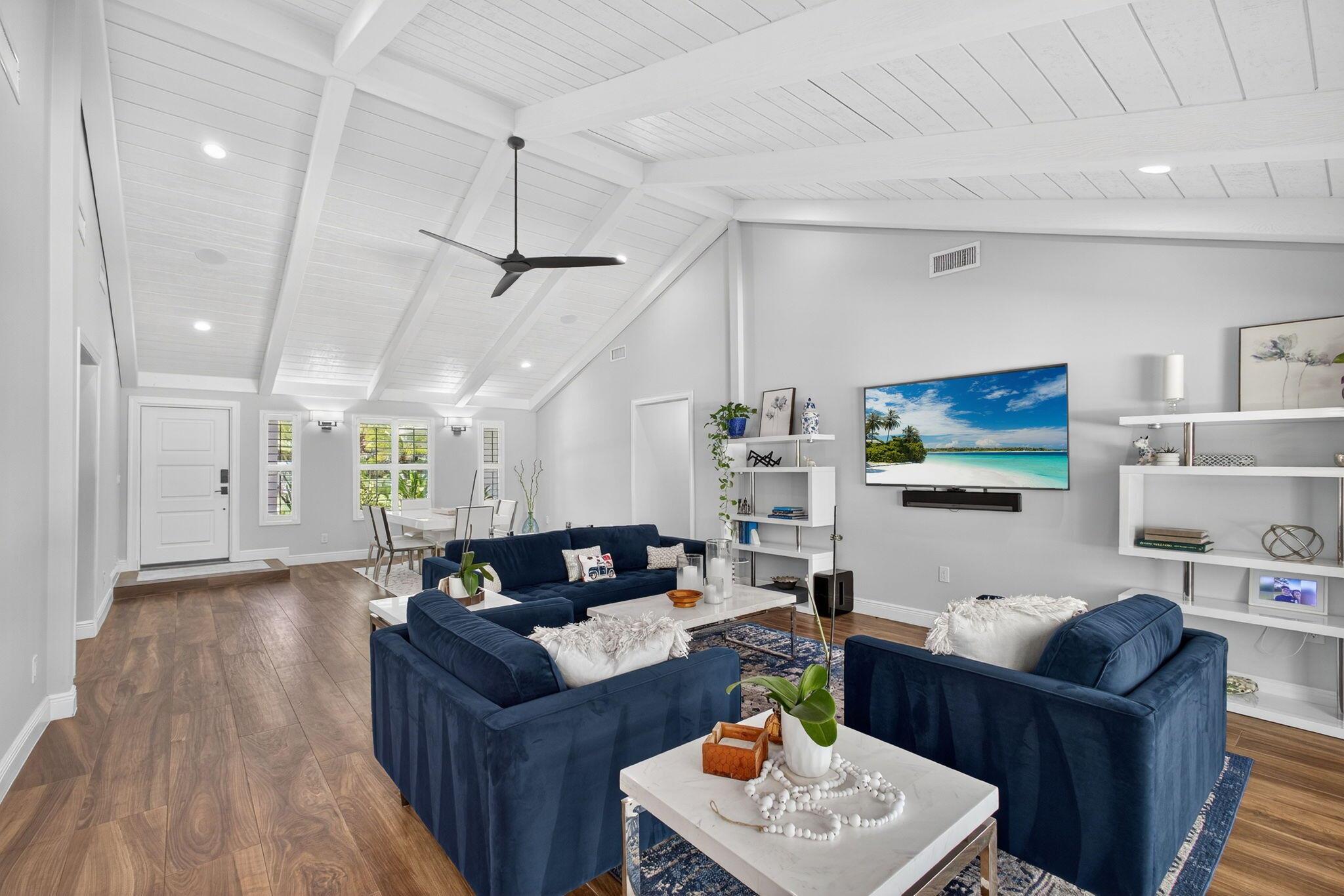 SQUARE LAKE - Residential