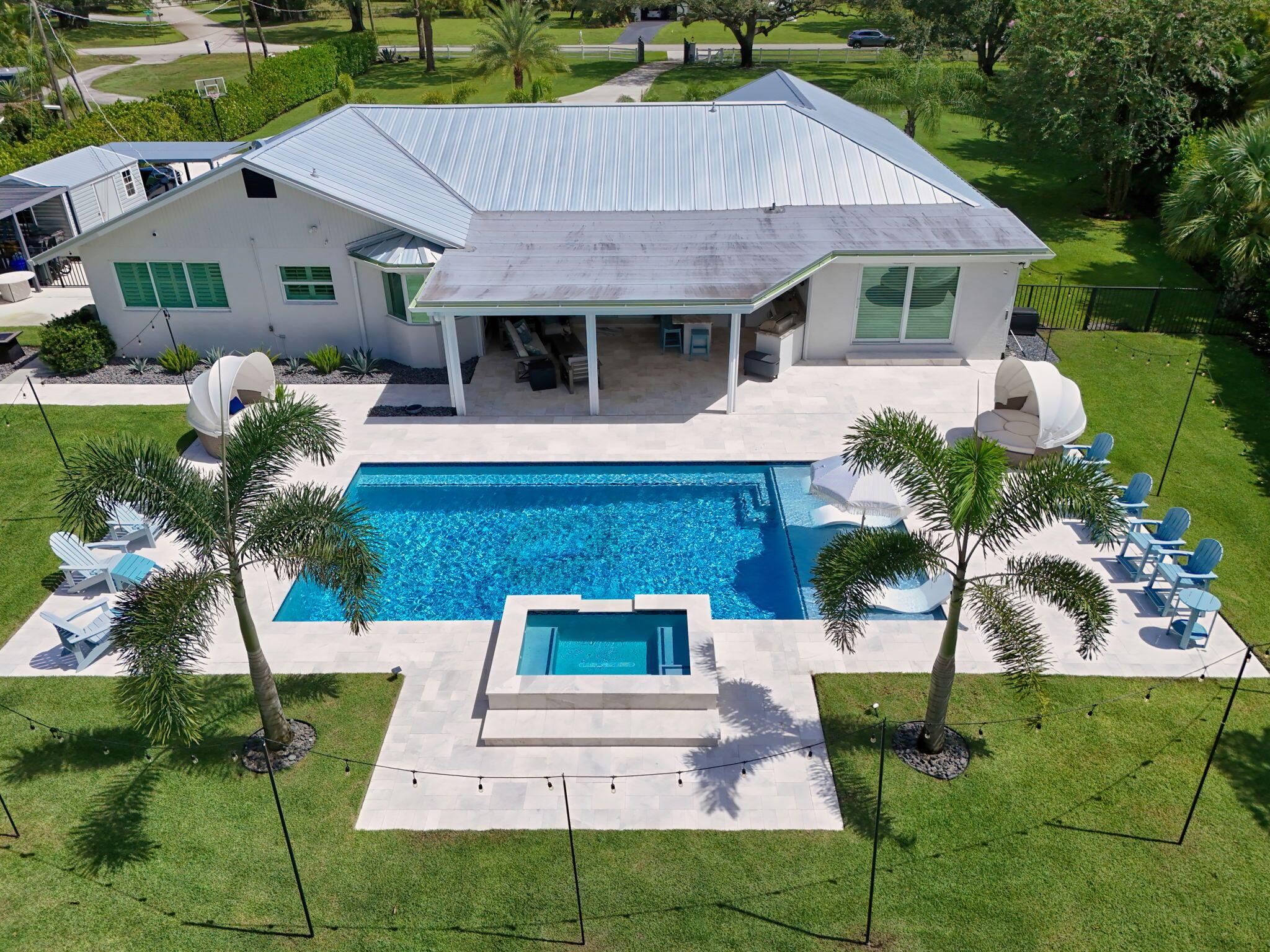 SQUARE LAKE - Residential