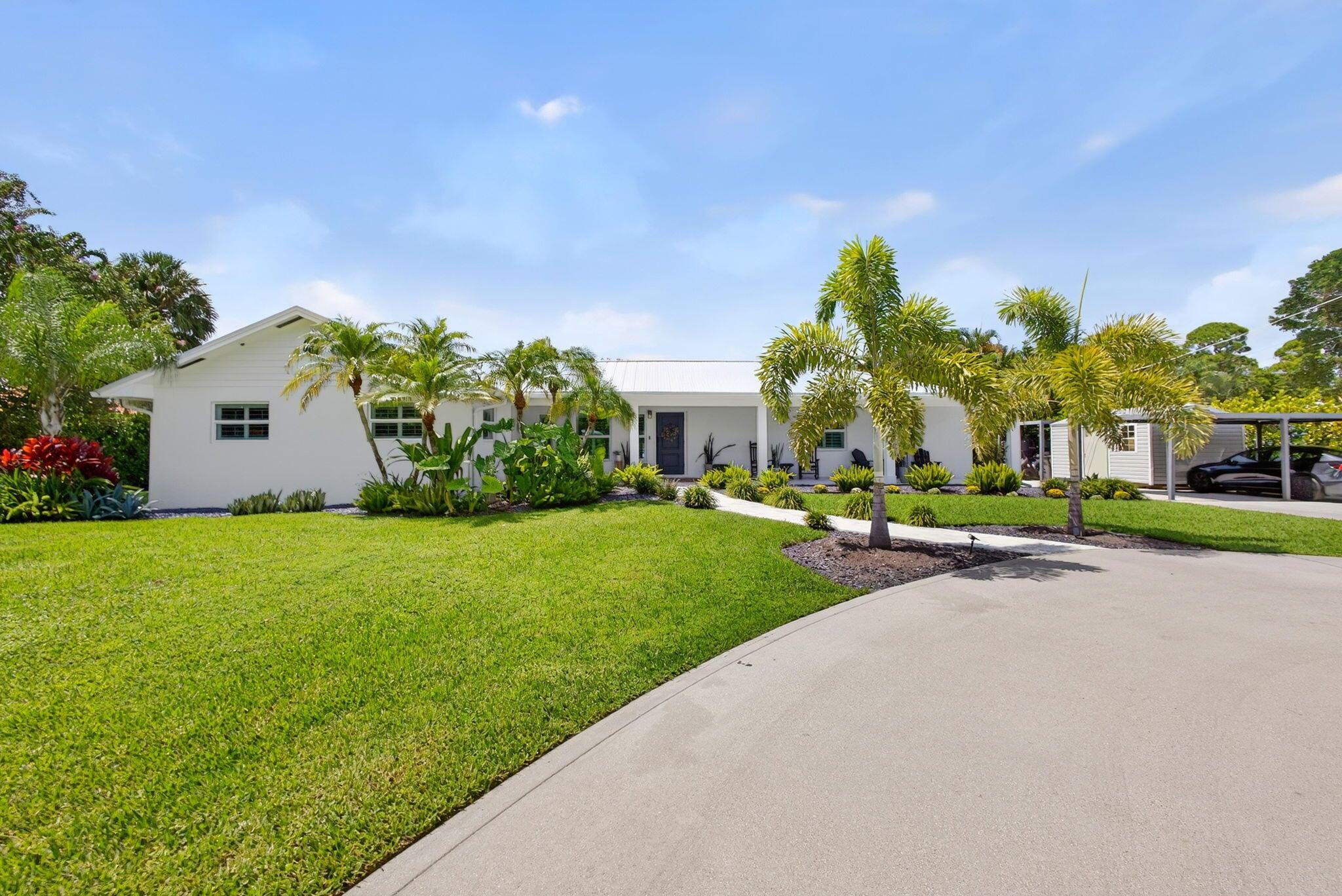 SQUARE LAKE - Residential