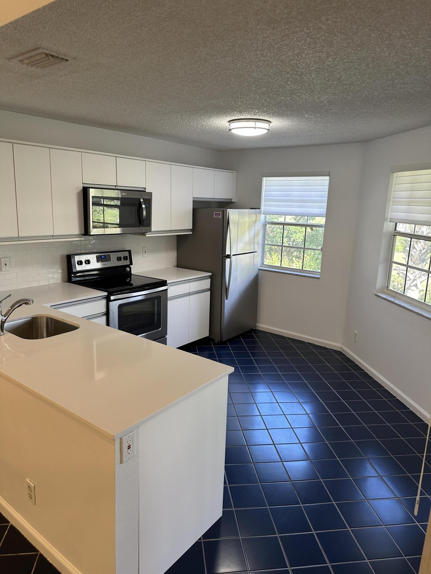 PLUM AT BOCA POINTE CONDOS ONE THRU 15 FILED IN OR - Residential Lease