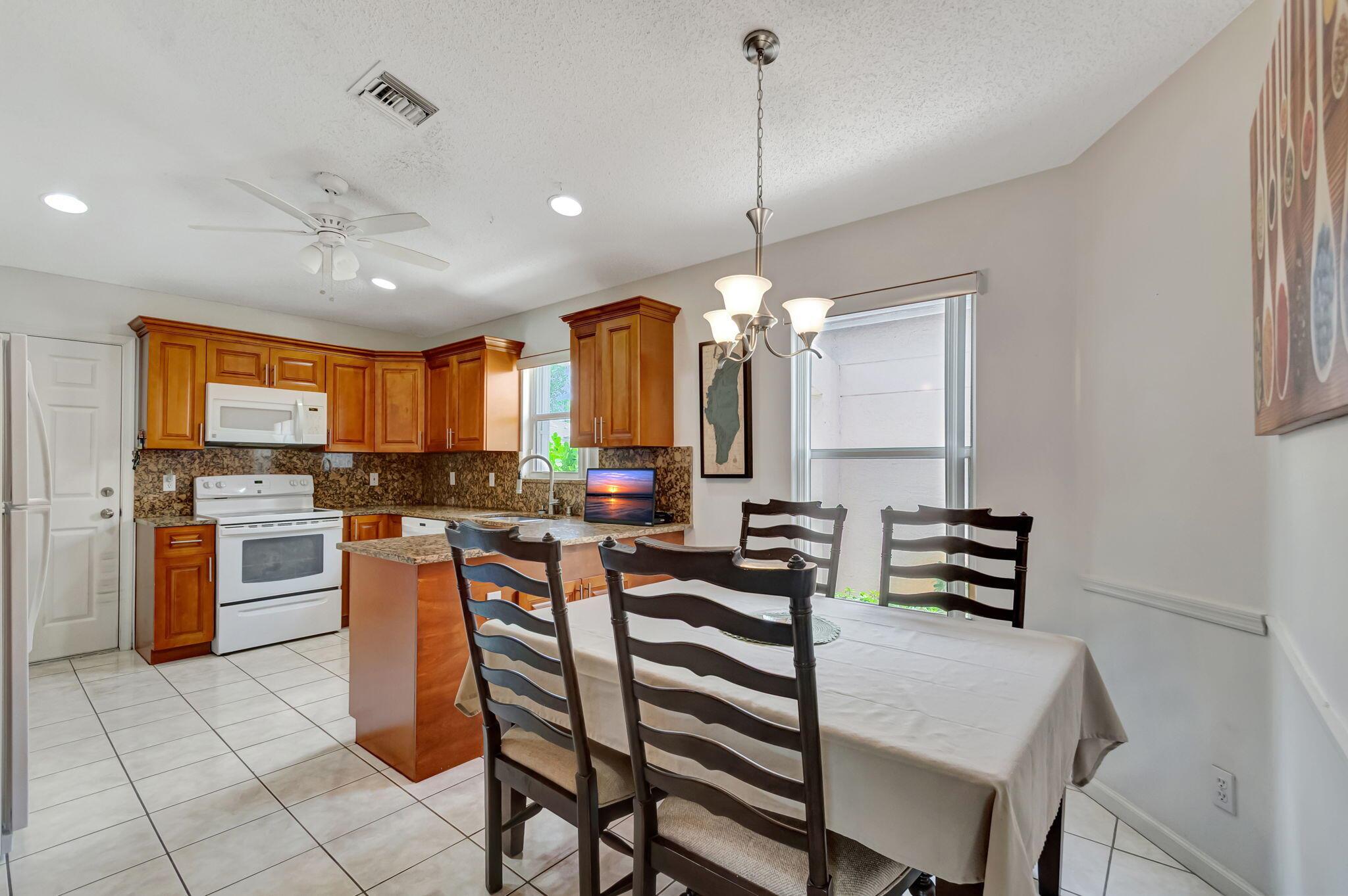 1028 Island Manor Drive
