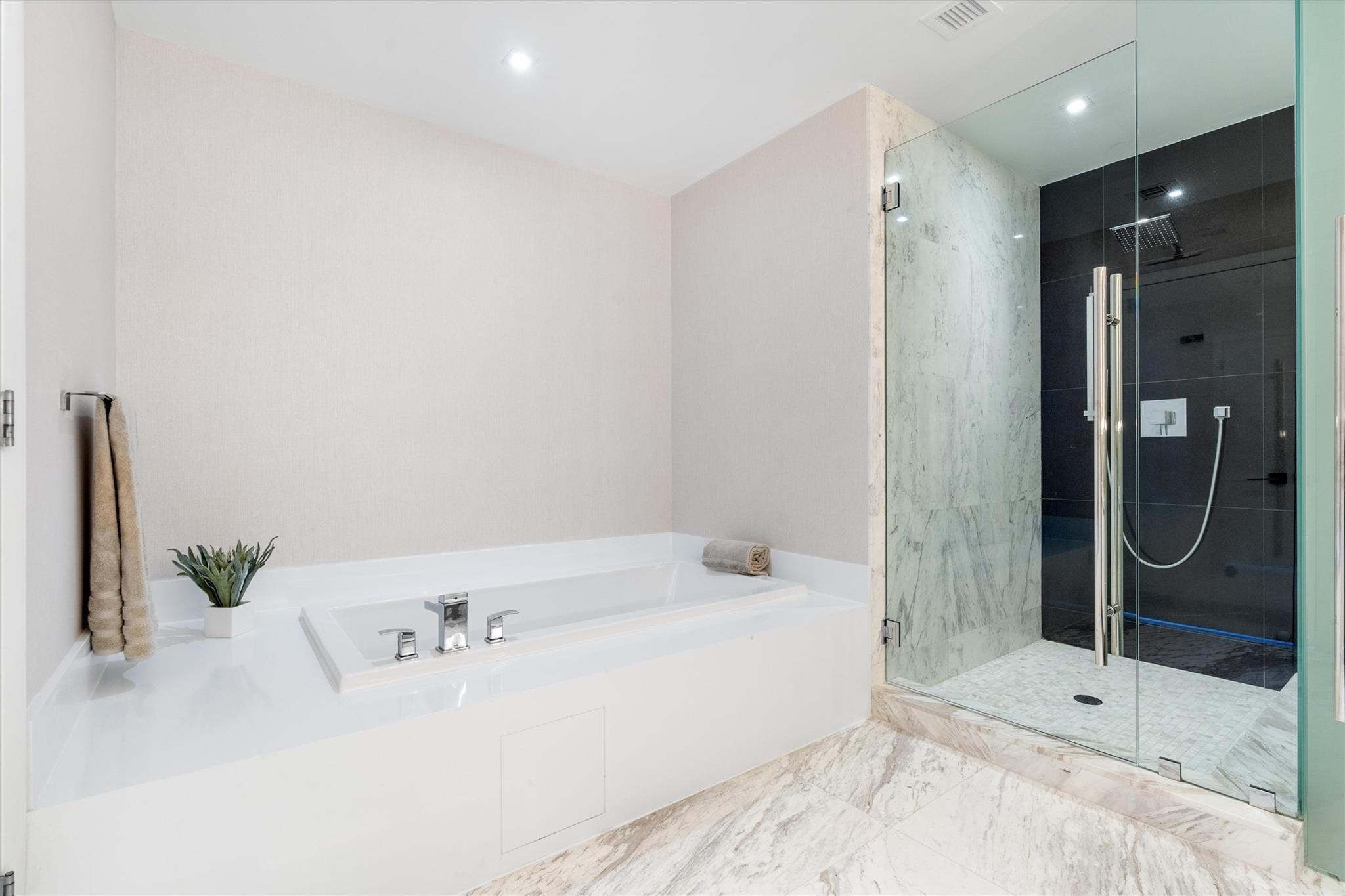 Paramount Residences - Residential