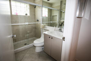 VALENCIA ISLES - Residential