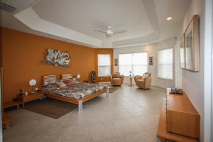 VALENCIA ISLES - Residential