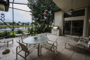 VALENCIA ISLES - Residential