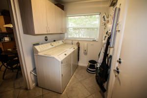 VALENCIA ISLES - Residential