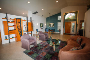 VALENCIA ISLES - Residential