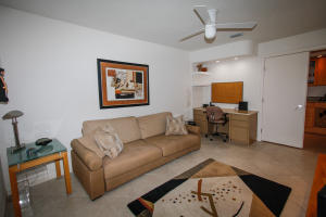 VALENCIA ISLES - Residential