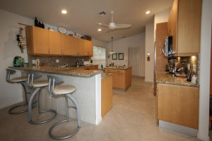 VALENCIA ISLES - Residential