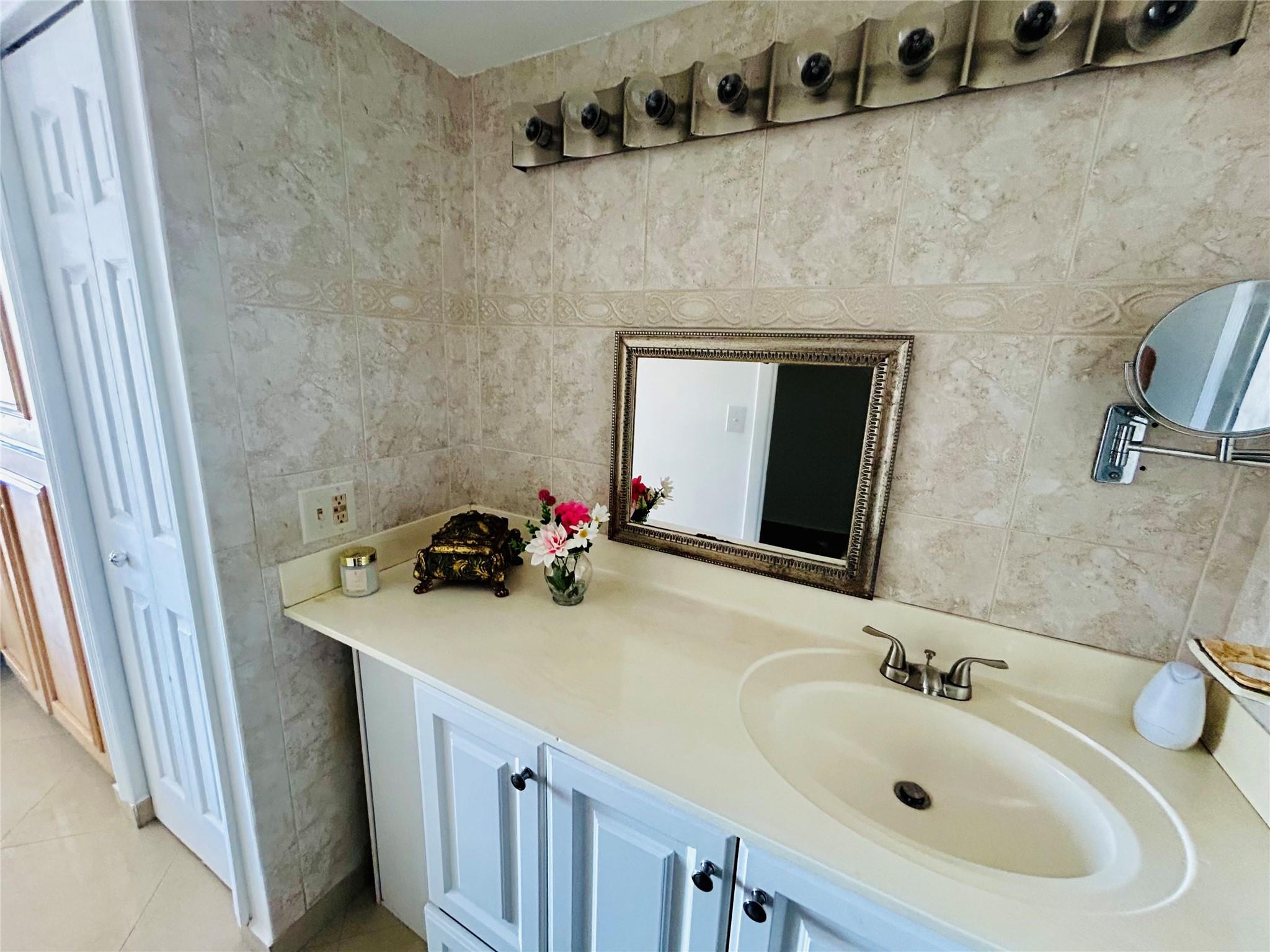 Futura Gables - Residential