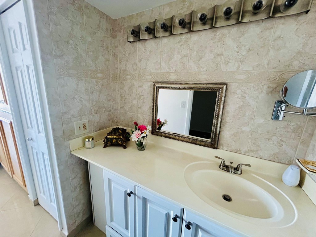 Futura Gables - Residential