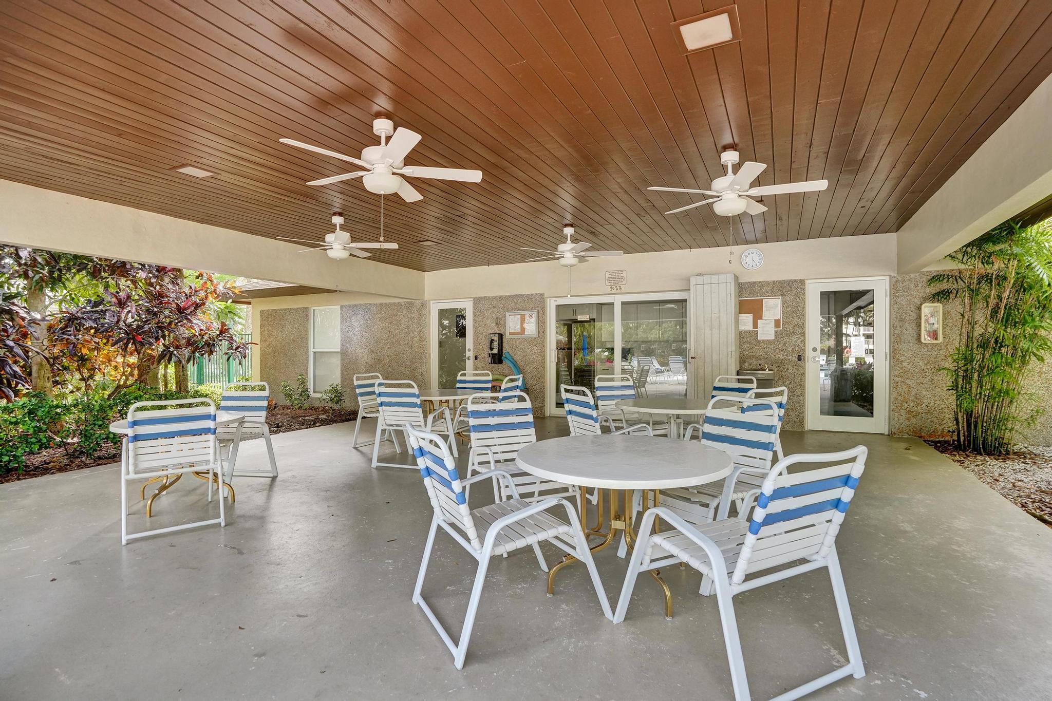 NO 93 PALM-AIRE COUNTRY CLUB - Residential